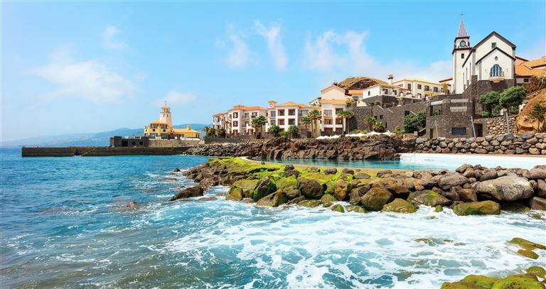 Inselkombination: Madeira mit Porto Santo ©lena_serditova/istock